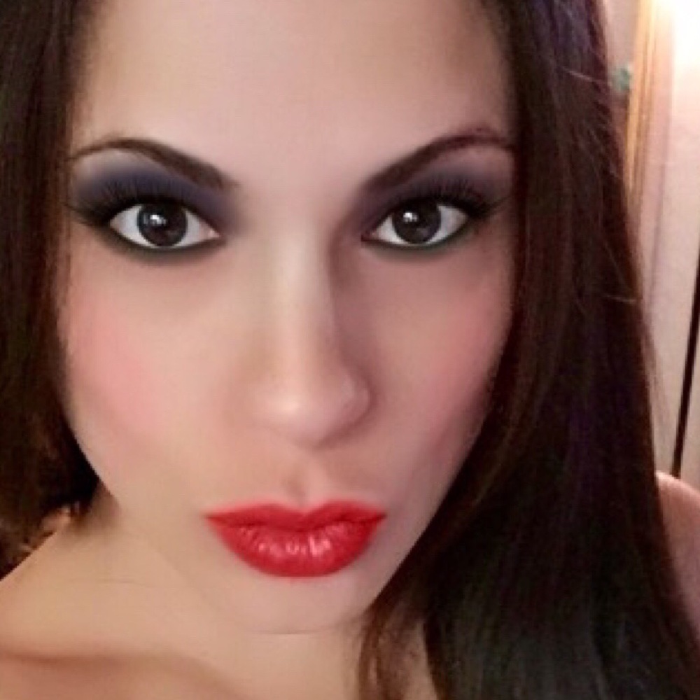 Meet your Posher, Candice